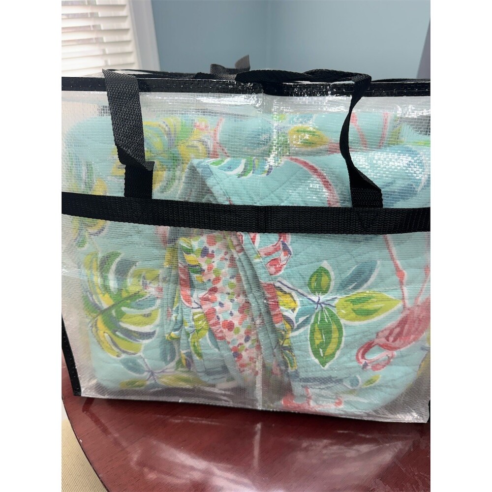 C&F Home Flamingo Tropical Reversible queen Quilt Bedspread Aqua Pink w/shams - Picture 8 of 8